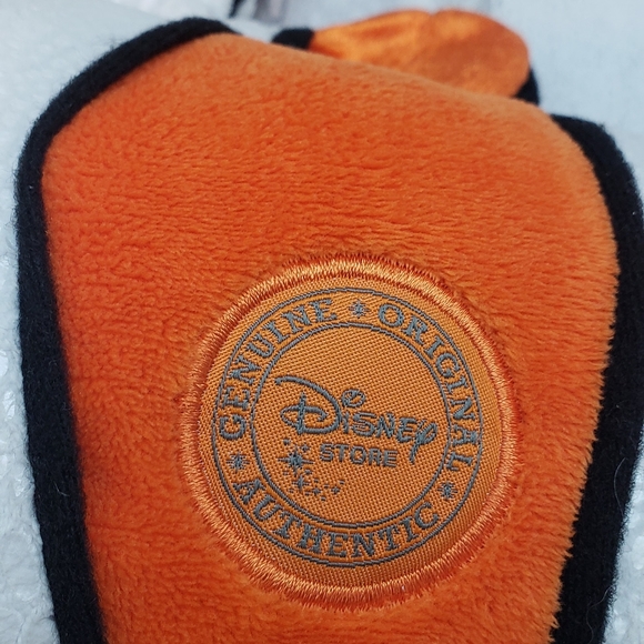 Disney/Pixar Finding Nemo Nemo Plush - Picture 6 of 8